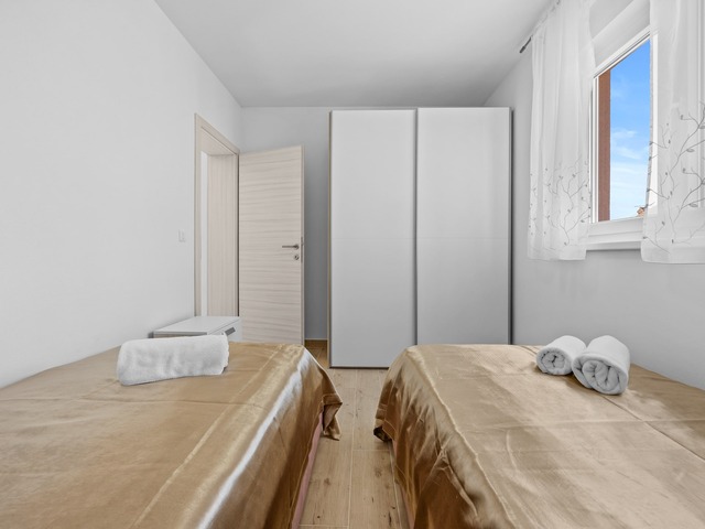 Peroj Living 2