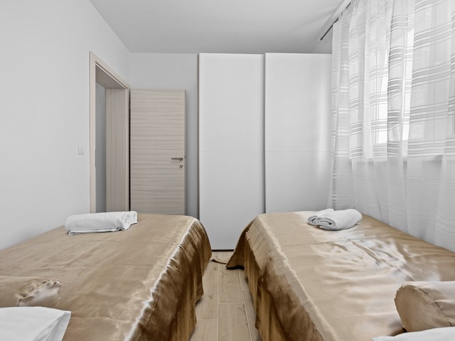 Peroj Living 2